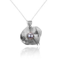 Load image into Gallery viewer, COLIER DIN ARGINT 925 - PETALS AND PEARLS