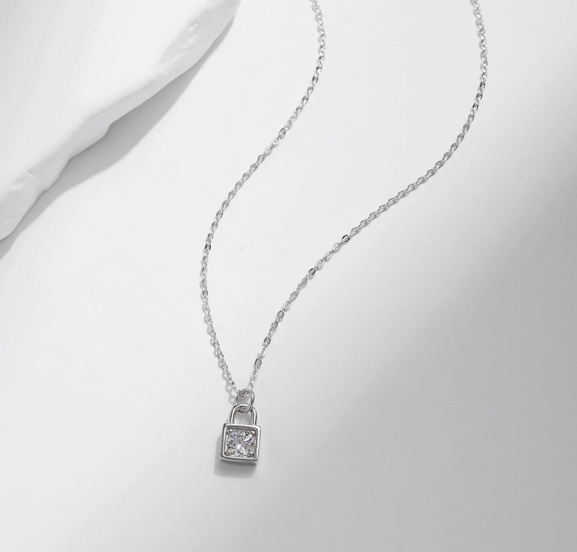 COLIER DIN ARGINT 925 CU MOISSANITE 0,5 CT