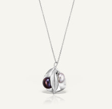 Load image into Gallery viewer, COLIER DIN ARGINT 925 - PETALS AND PEARLS