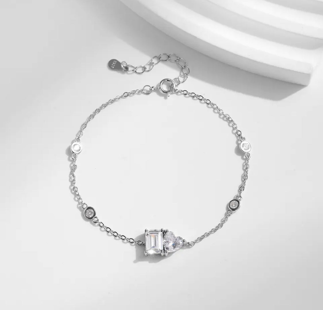 BRATARA DIN ARGINT 925 CU PIETRE DIN ZIRCONIU