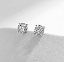 Load image into Gallery viewer, CERCEI DIN ARGINT CLASICI 925  CU DIAMANTE MOISSANITE
