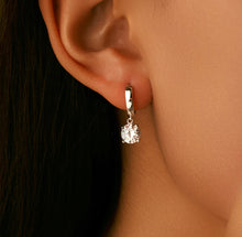 Load image into Gallery viewer, CERCEI DIN ARGINT 925 CU DIAMANTE MOISSANITE 1 CT
