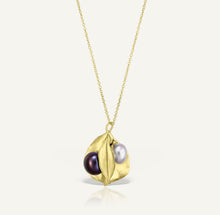 Load image into Gallery viewer, COLIER DIN ARGINT 925 - PETALS AND PEARLS
